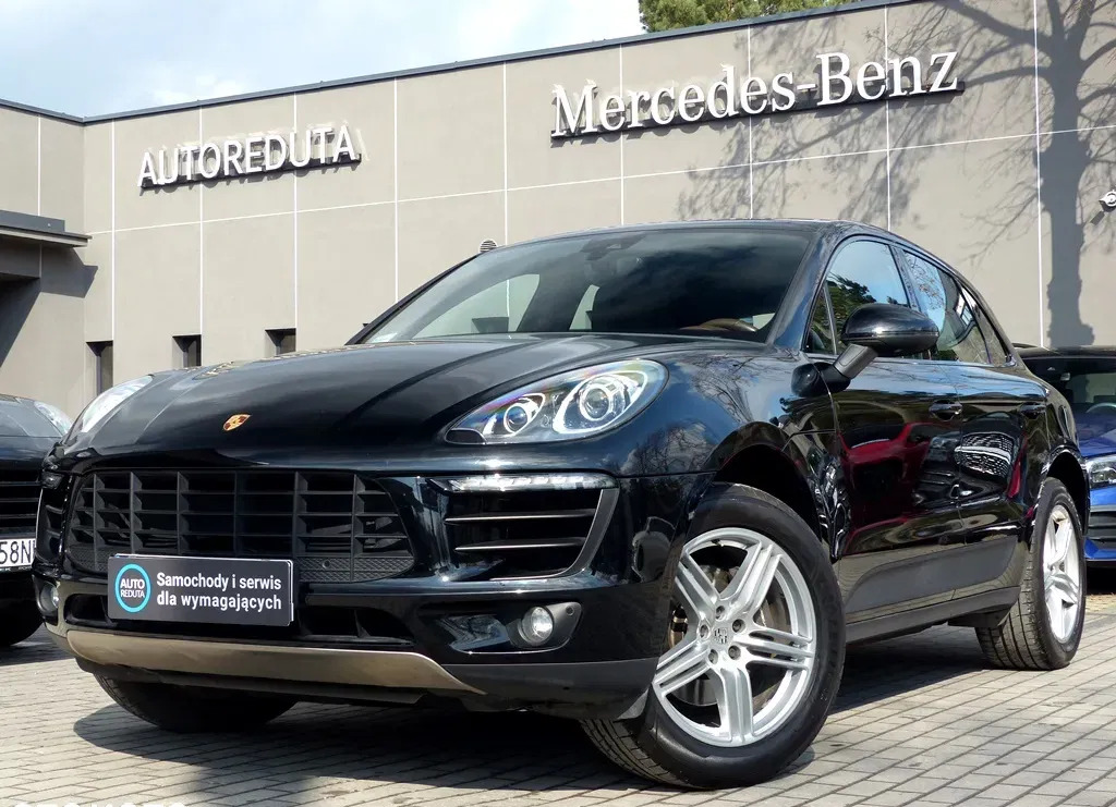 samochody osobowe Porsche Macan cena 154900 przebieg: 92959, rok produkcji 2017 z Limanowa